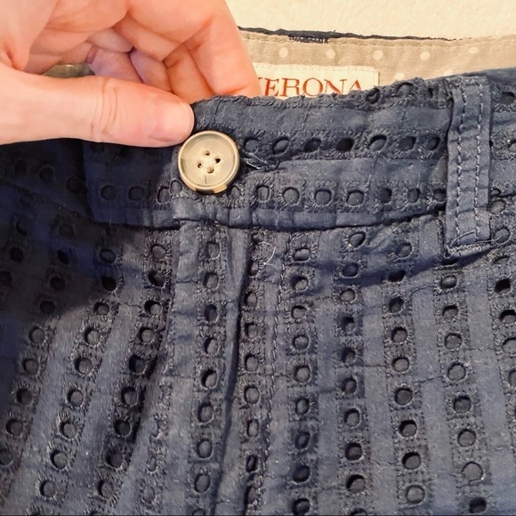 Navy Blue Eyelet Shorts Size 4 - Picture 5 of 13